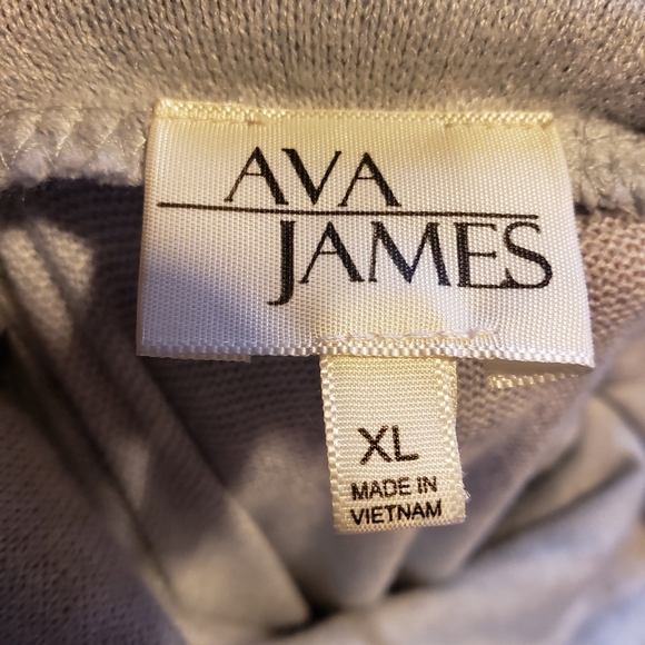 Ava James XL Cowell Sweatshirt - Picture 4 of 5